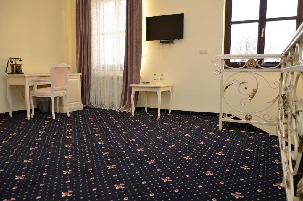 Chateau Royal Hotel Berezivka Pokoj fotografie